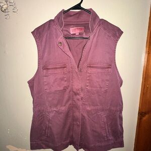 Orvis Mauve lightweight canvas Vest- women’s medium